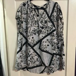 White and black floral tank top